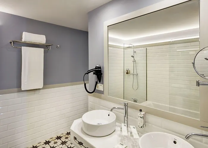 Sercotel Aparthotel 4*